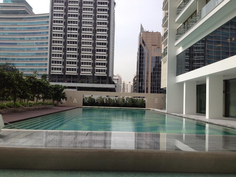 Club floor on level 8