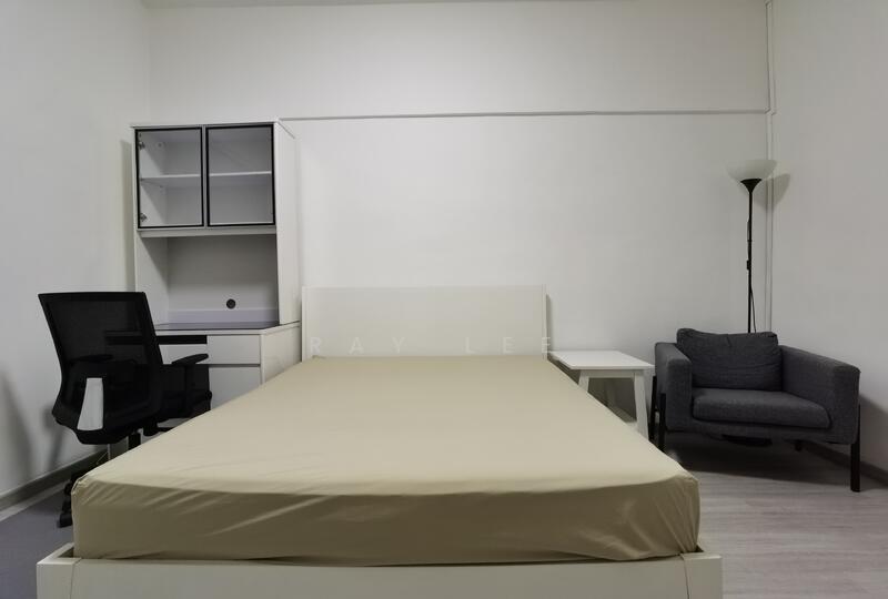People's Park Centre - J. Master Bedroom
