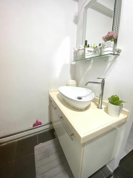 317 Clementi Avenue 4, 317 Clementi Avenue 4, 3 Bedrooms, 979 sqft, HDB Flat For Rent, by Emay Kok, 23778670 - PropertyGuru.com.sg