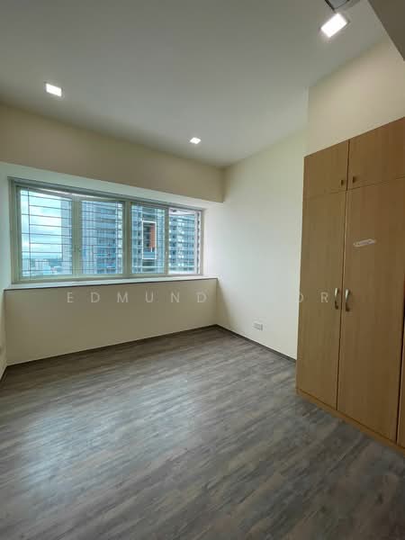 Queens, 10 Stirling Road, 4 Bedrooms, 2,336 sqft, Condominium For Rent, by Edmund Thor, 23778732 - PropertyGuru.com.sg