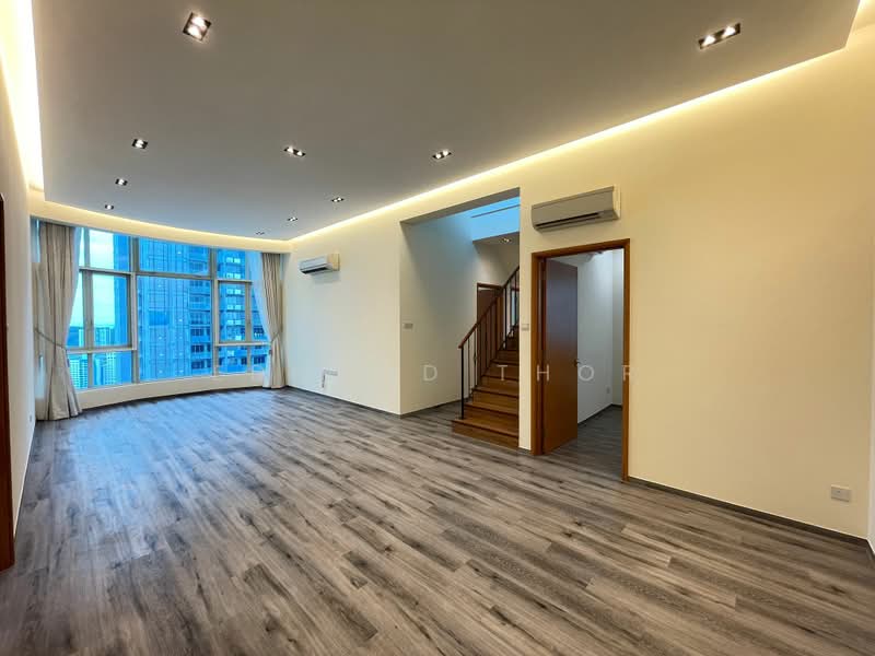 Queens, 10 Stirling Road, 4 Bedrooms, 2,336 sqft, Condominium For Rent, by Edmund Thor, 23778732 - Living and dining - PropertyGuru.com.sg