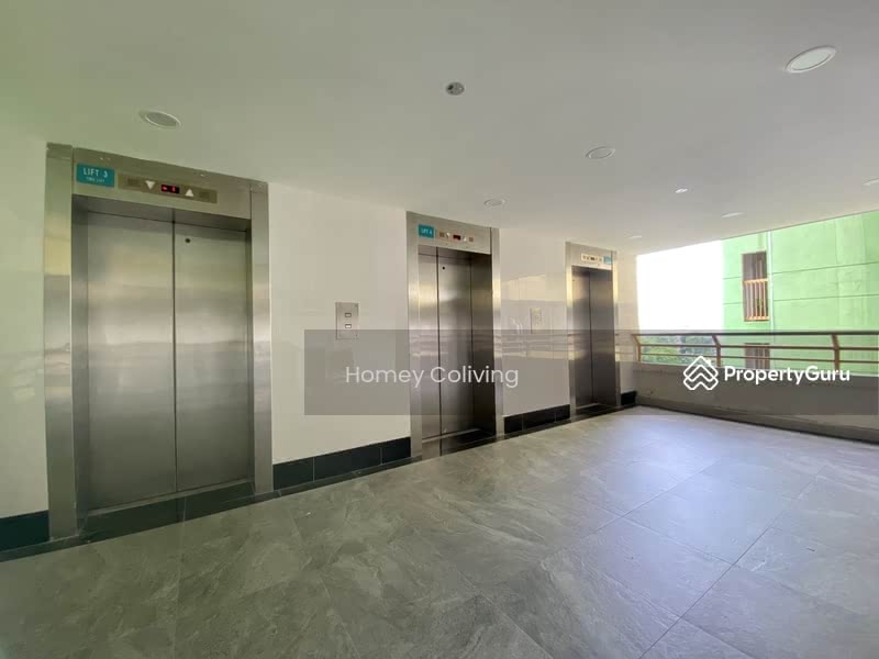 Lift lobby 