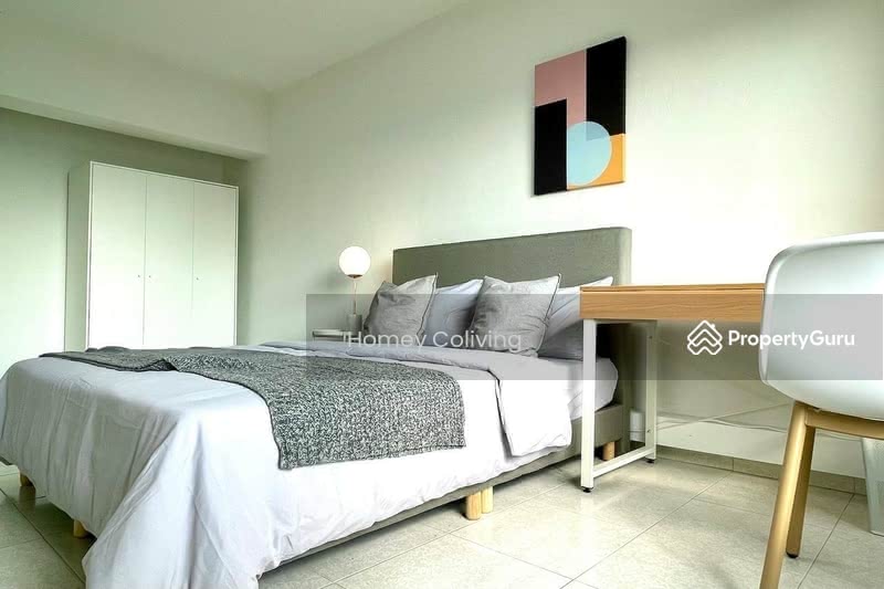 Room 1 - masterbedroom with private ensuite