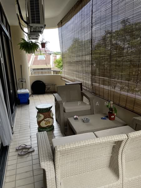Allsworth Park, 365 Holland Road, 2 Bedrooms, 1,033 sqft, Condominium For Sale, by Betty Phan, 23782918 - Balcony - PropertyGuru.com.sg