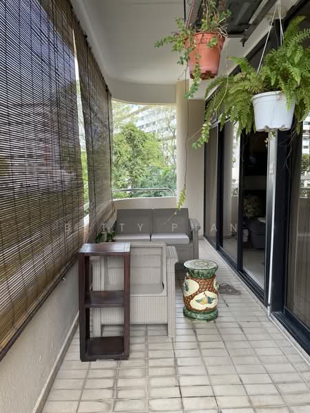 Allsworth Park, 365 Holland Road, 2 Bedrooms, 1,033 sqft, Condominium For Sale, by Betty Phan, 23782918 - Balcony - PropertyGuru.com.sg