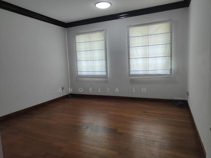 Guest Room? Entertainment Room? Granny Room?