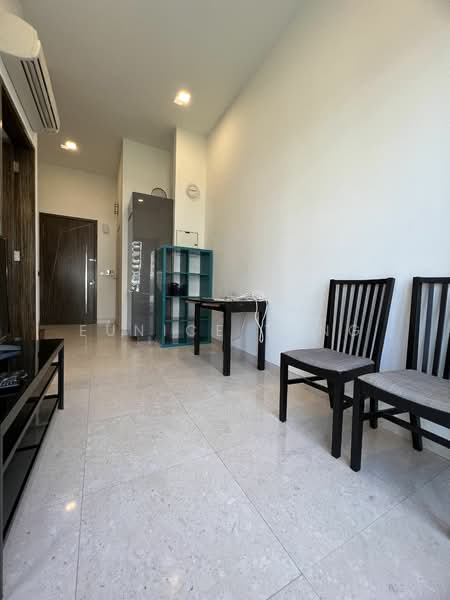 Stellar RV, 408 River Valley Road, 2 Bedrooms, 818 sqft, Condominium For Sale, by Eunice Tang, 23783674 - PropertyGuru.com.sg