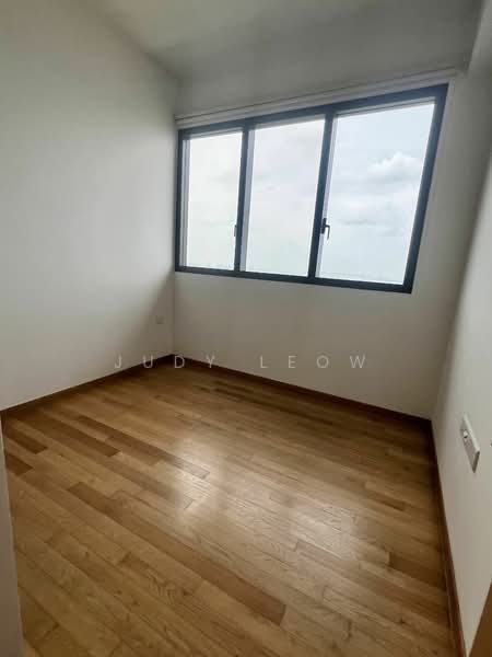Twin VEW, 93 West Coast Vale, 2 Bedrooms, 743 sqft, Condominium For Rent, by Judy Leow, 23786740 - Common bedroom - PropertyGuru.com.sg