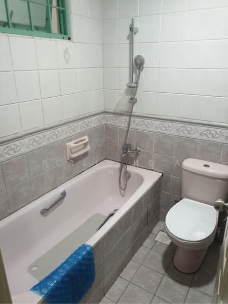 The Sunny Spring, 50 Lorong 40 Geylang, 3 Bedrooms, 1,200 sqft, Apartment For Rent, by Perlin Ho A N, 23788363 - PropertyGuru.com.sg