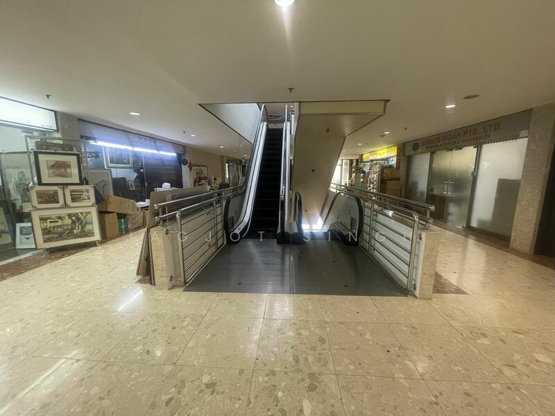 High Street Centre, 1 North Bridge Road, City Hall / Clarke Quay, 323 sqft, Other Retail For Sale, by Jagjot Singh, 23788395 - CommercialGuru.com.sg