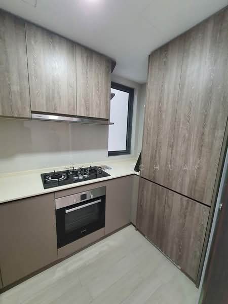 Forest Woods, , 3 Bedrooms, 915 sqft, Condominium For Rent, by Shirley Chua, 23789096 - Kitchen view 2 - PropertyGuru.com.sg