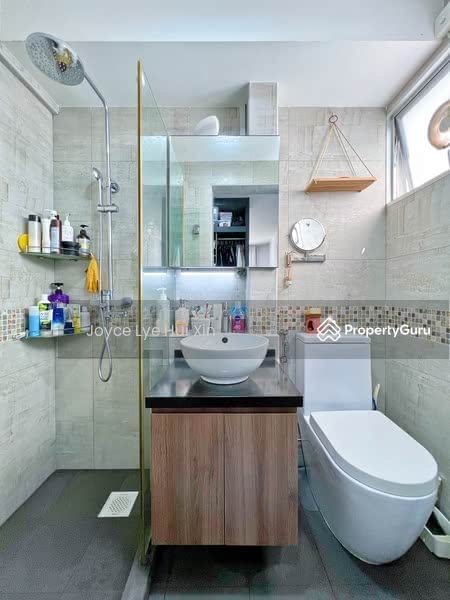 For Sale - 212 Jurong East Street 21