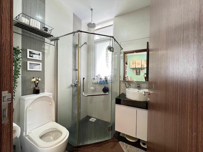 For Rent - Palmera East