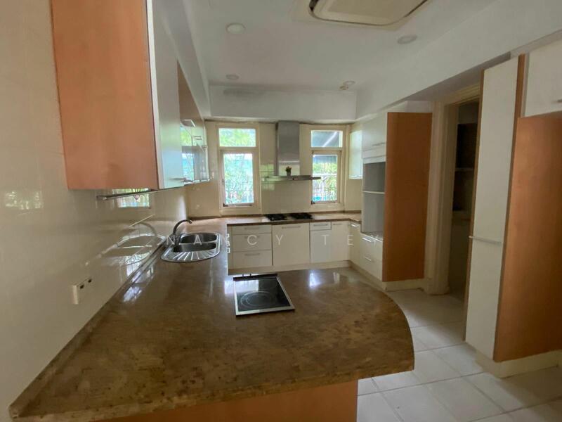For Sale - Chatsworth Park