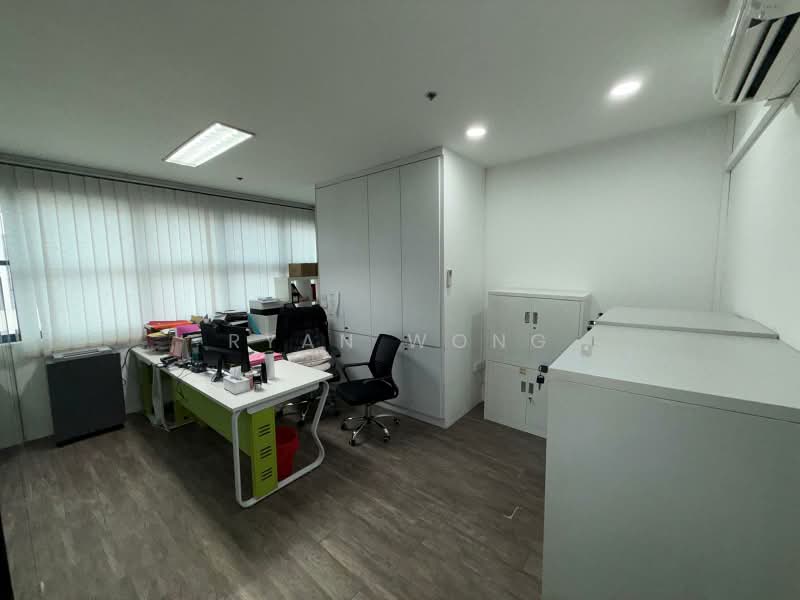 Ubi Techpark, 10 Ubi Crescent, 1,400 sqft, Light Industrial (B1) For Rent, by Ryan Wong, 23791332 - CommercialGuru.com.sg