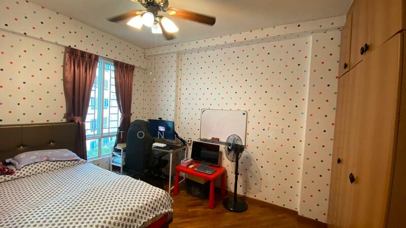 Northoaks, 30 Woodlands Cresent, 3 Bedrooms, 1,291 sqft, Condominium For Rent, by Tony Kwek, 23792107 - PropertyGuru.com.sg