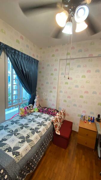 Northoaks, 30 Woodlands Cresent, 3 Bedrooms, 1,291 sqft, Condominium For Rent, by Tony Kwek, 23792107 - PropertyGuru.com.sg