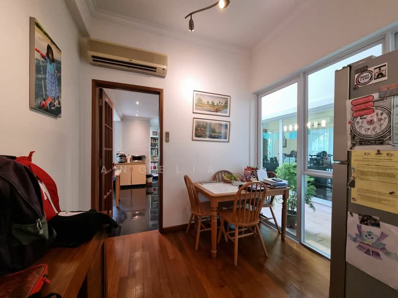 Woodgrove Estate, 22 Woodgrove Avenue, 6 Bedrooms, 5,000 sqft, Detached House For Sale, by Angelia Tan, 23792366 - Breakfast area - PropertyGuru.com.sg