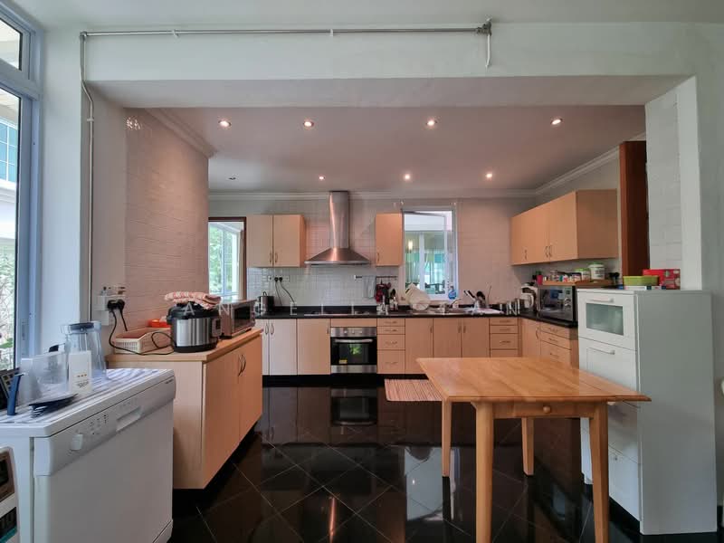 Woodgrove Estate, 22 Woodgrove Avenue, 6 Bedrooms, 5,000 sqft, Detached House For Sale, by Angelia Tan, 23792366 - Kitchen - PropertyGuru.com.sg