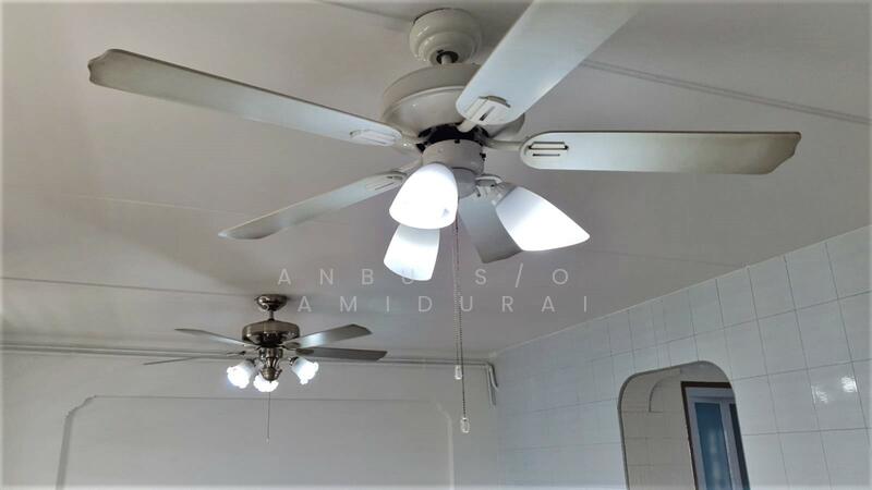 Living Room Ceiling view