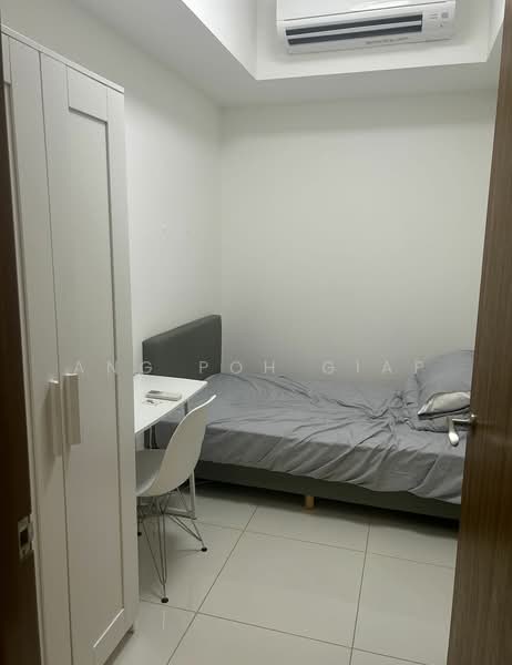 The Sail @ Marina Bay, 4 Marina Boulevard, Boat Quay / Raffles Place / Marina, Room Rental, 120 sqft, Apartment For Rent, by Ang Poh Giap, 23794438 - PropertyGuru.com.sg