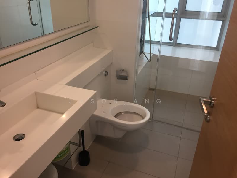 One Amber Condominium For Sale at S$ 3,700,000 | PropertyGuru Singapore - Common bathroom
