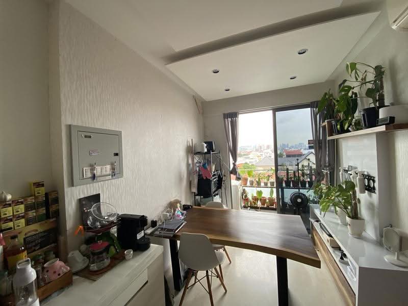 Laverne's Loft, 66 Lorong L Telok Kurau, East Coast / Marine Parade, 1 Bedroom, 398 sqft, Condominium For Rent, by Peter Wong, 23800321 - PropertyGuru.com.sg