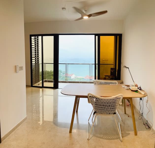 Seaside Residences, 12 Siglap Link, 1 Bedroom, 560 sqft, Apartment For Rent, by Jess Chan, 23800720 - Plenty of natural light flow throughout the home's open, airy layout. - PropertyGuru.com.sg