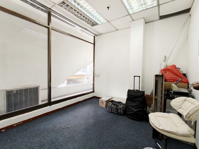 Manhattan House, 151 Chin Swee Road, 645 sqft, Office For Rent, by Eric Cheong, 23800740 - CommercialGuru.com.sg