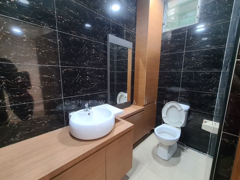 Wcega Tower, 21 Bukit Batok Crescent, Dairy Farm / Bukit Panjang / Choa Chu Kang, 80 sqft, Light Industrial (B1) For Rent, by Chew Karin, 23801653 - CommercialGuru.com.sg