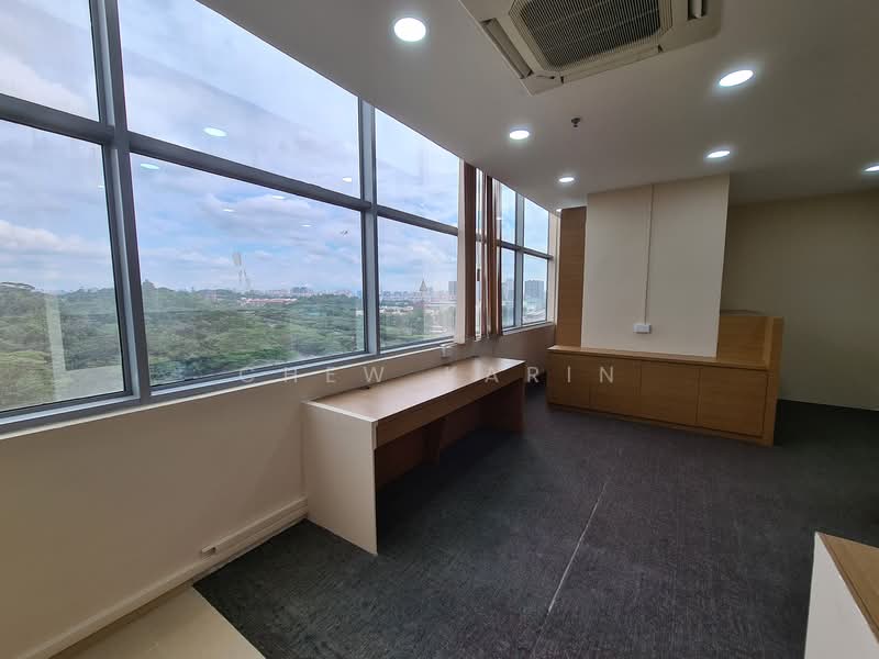 Wcega Tower, 21 Bukit Batok Crescent, Dairy Farm / Bukit Panjang / Choa Chu Kang, 80 sqft, Light Industrial (B1) For Rent, by Chew Karin, 23801653 - CommercialGuru.com.sg