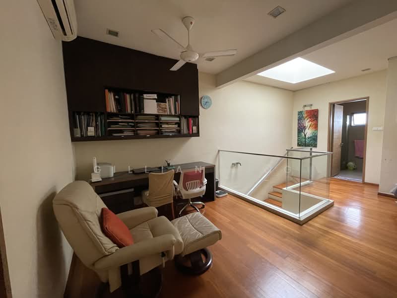 Eng Kong Place, Eng Kong Place, 3 Bedrooms, 2,800 sqft, Terraced House For Rent, by Gillian Heng, 23802213 - PropertyGuru.com.sg