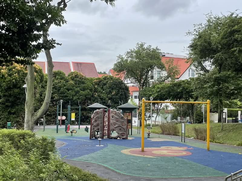 Eng Kong Place, Eng Kong Place, 3 Bedrooms, 2,800 sqft, Terraced House For Rent, by Gillian Heng, 23802213 - PropertyGuru.com.sg