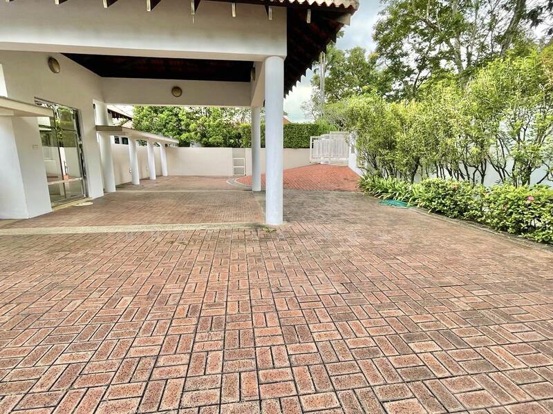 Belmont GCB with swimming pool, lush courtyard and large driveway., Belmont Road, 5 Bedrooms, 7,200 sqft, Good Class Bungalow For Rent, by Bhavina Kaur, 23804228 - PropertyGuru.com.sg