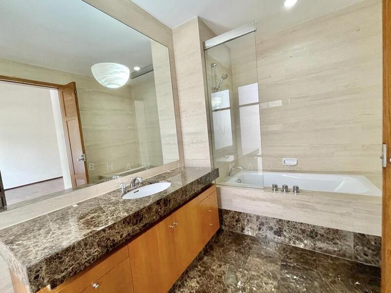 Belmont GCB with swimming pool, lush courtyard and large driveway., Belmont Road, 5 Bedrooms, 7,200 sqft, Good Class Bungalow For Rent, by Bhavina Kaur, 23804228 - PropertyGuru.com.sg