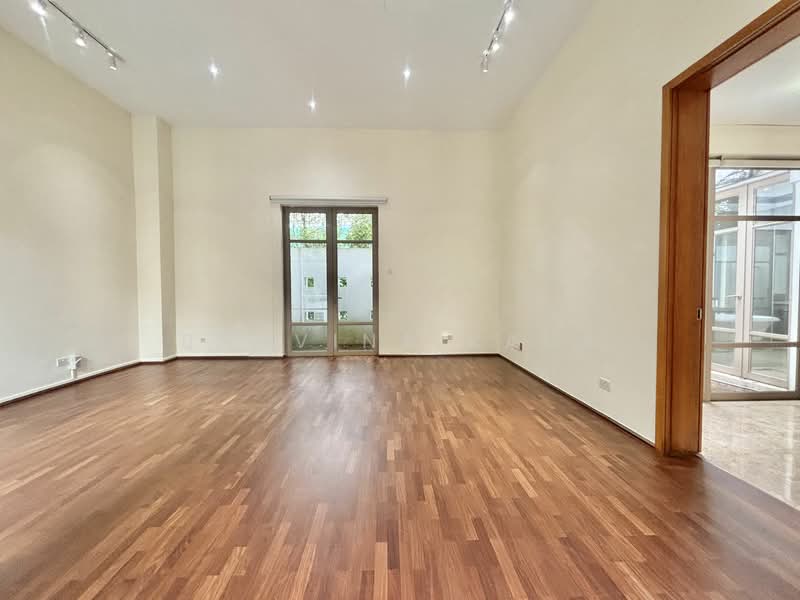 Belmont GCB with swimming pool, lush courtyard and large driveway, Belmont Road, 5 Bedrooms, 7,200 sqft, Good Class Bungalow For Rent, by Bhavina Kaur, 23804228 - PropertyGuru.com.sg