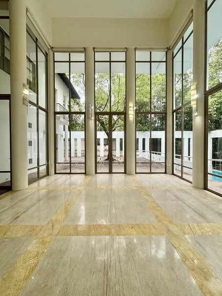 Belmont GCB with swimming pool, lush courtyard and large driveway, Belmont Road, 5 Bedrooms, 7,200 sqft, Good Class Bungalow For Rent, by Bhavina Kaur, 23804228 - PropertyGuru.com.sg