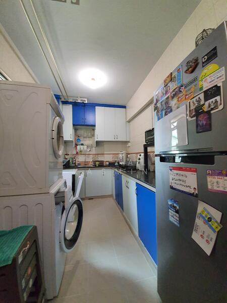 For Rent - 686B Woodlands Drive 73