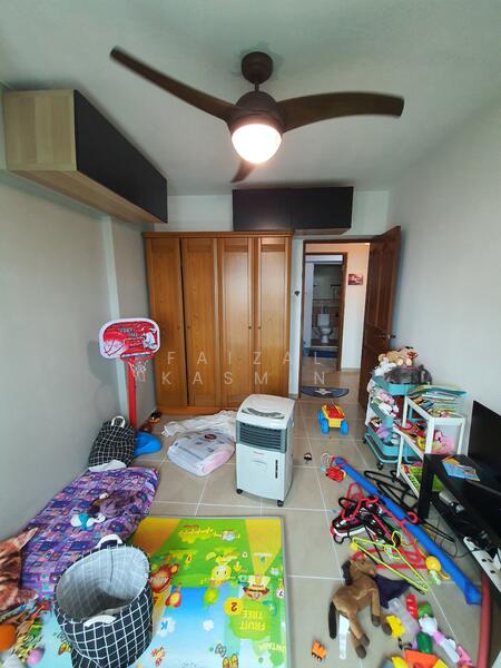 For Rent - 686B Woodlands Drive 73