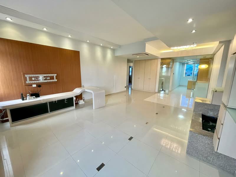 The Stradia, , 3 Bedrooms, 1,519 sqft, Walk-up Apartment For Rent, by Chew Hock Ngee, 23804595 - HALL - PropertyGuru.com.sg