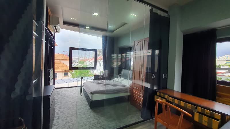 Level 3 Luxury 1 Bedroom Studio Near Serangoon MRT, Lorong Penchalak, 1 Bedroom, 680 sqft, Semi-Detached House For Rent, by Simon Chuah, 23805824 - PropertyGuru.com.sg