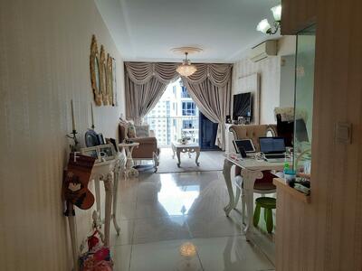 For Rent - Prive
