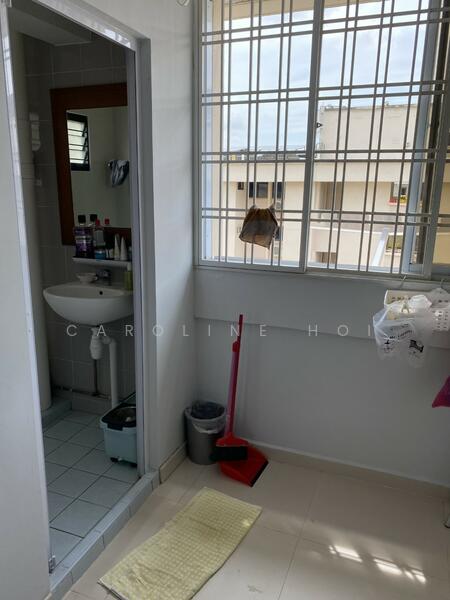 For Rent - 652 Hougang Avenue 8