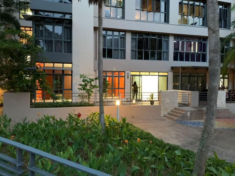Carissa Park Condo, 6 Flora Drive, 4 Bedrooms, 1,600 sqft, Condominium For Rent, by Kamani Jethnani, 23807447 - PropertyGuru.com.sg