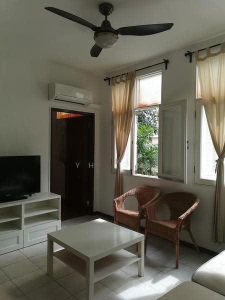 1-bedroom apartment Telok Ayer Raffles Place Chinatown MRT, Gemmill Lane, Chinatown / Tanjong Pagar, 1 Bedroom, 420 sqft, Apartment For Rent, by Yin Lim, 23808650 - PropertyGuru.com.sg