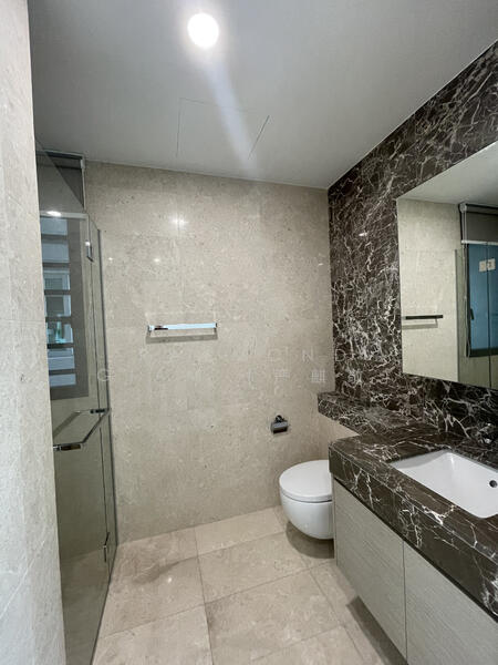 For Sale - 8 Saint Thomas