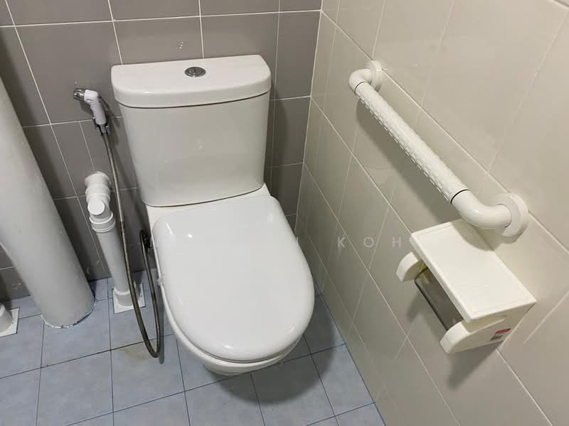 110 Hougang Avenue 1, 110 Hougang Avenue 1, 2 Bedrooms, 721 sqft, HDB Flat For Rent, by Norman Koh, 23811475 - PropertyGuru.com.sg