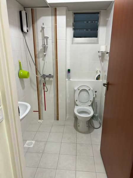 470B Upper Serangoon Crescent, 470B Upper Serangoon Crescent, 1 Bedroom, 150 sqft, HDB Flat For Rent, by Lawrence Tang, 23811709 - PropertyGuru.com.sg