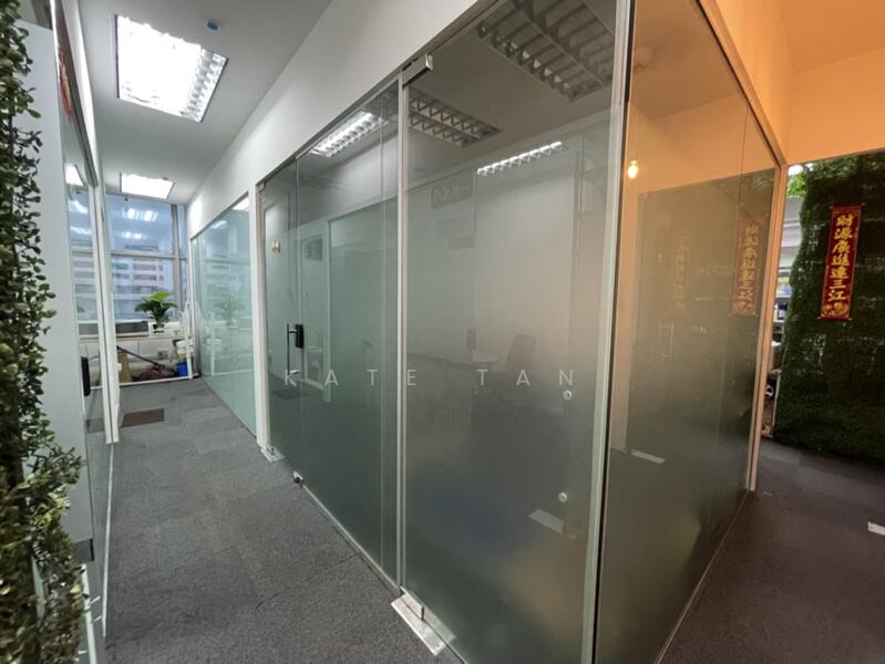 Wcega Tower, 21 Bukit Batok Crescent, 969 sqft, Light Industrial (B1) For Sale, by Kate Tan, 23813247 - CommercialGuru.com.sg