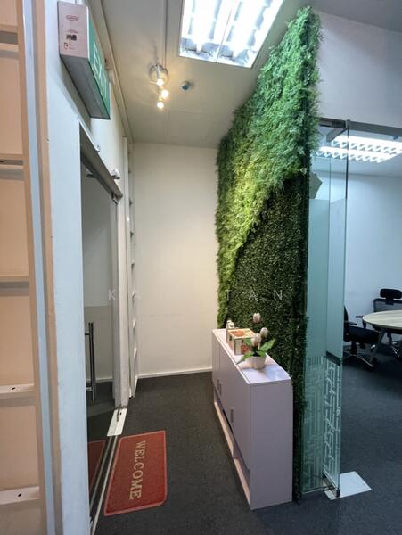 Wcega Tower, 21 Bukit Batok Crescent, 969 sqft, Light Industrial (B1) For Sale, by Kate Tan, 23813247 - CommercialGuru.com.sg